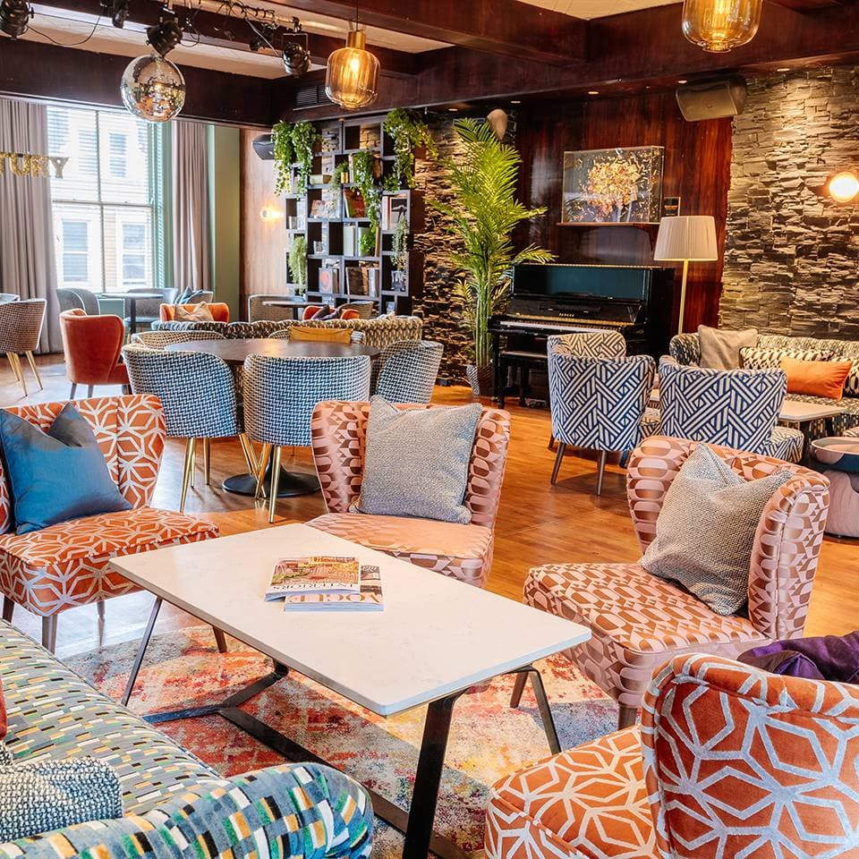 Club Lounge