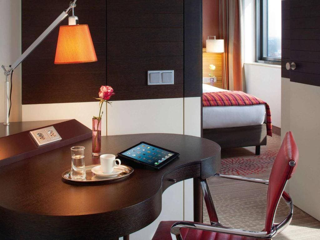 Mövenpick Hotel Amsterdam City Centre 11