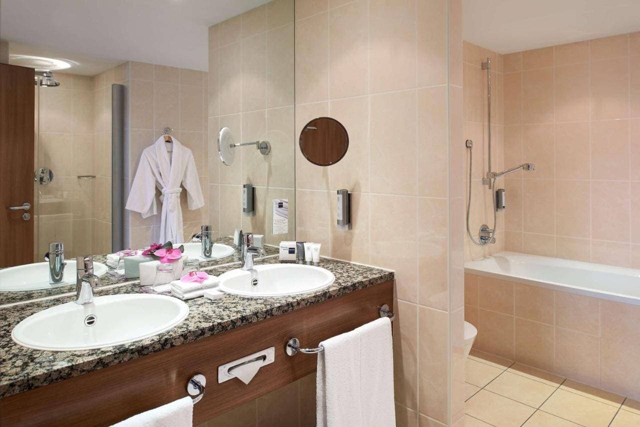 Dorint Hotel am Dom Erfurt 13