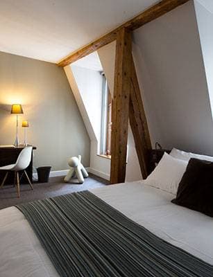 Hôtel des Voyageurs 8