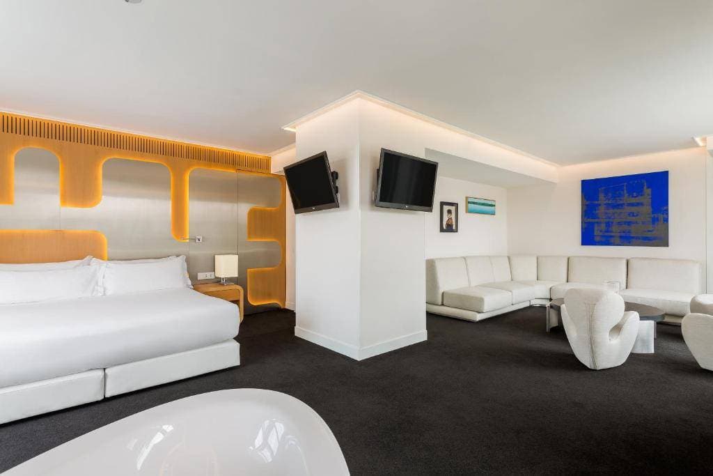 Room Mate Oscar 15
