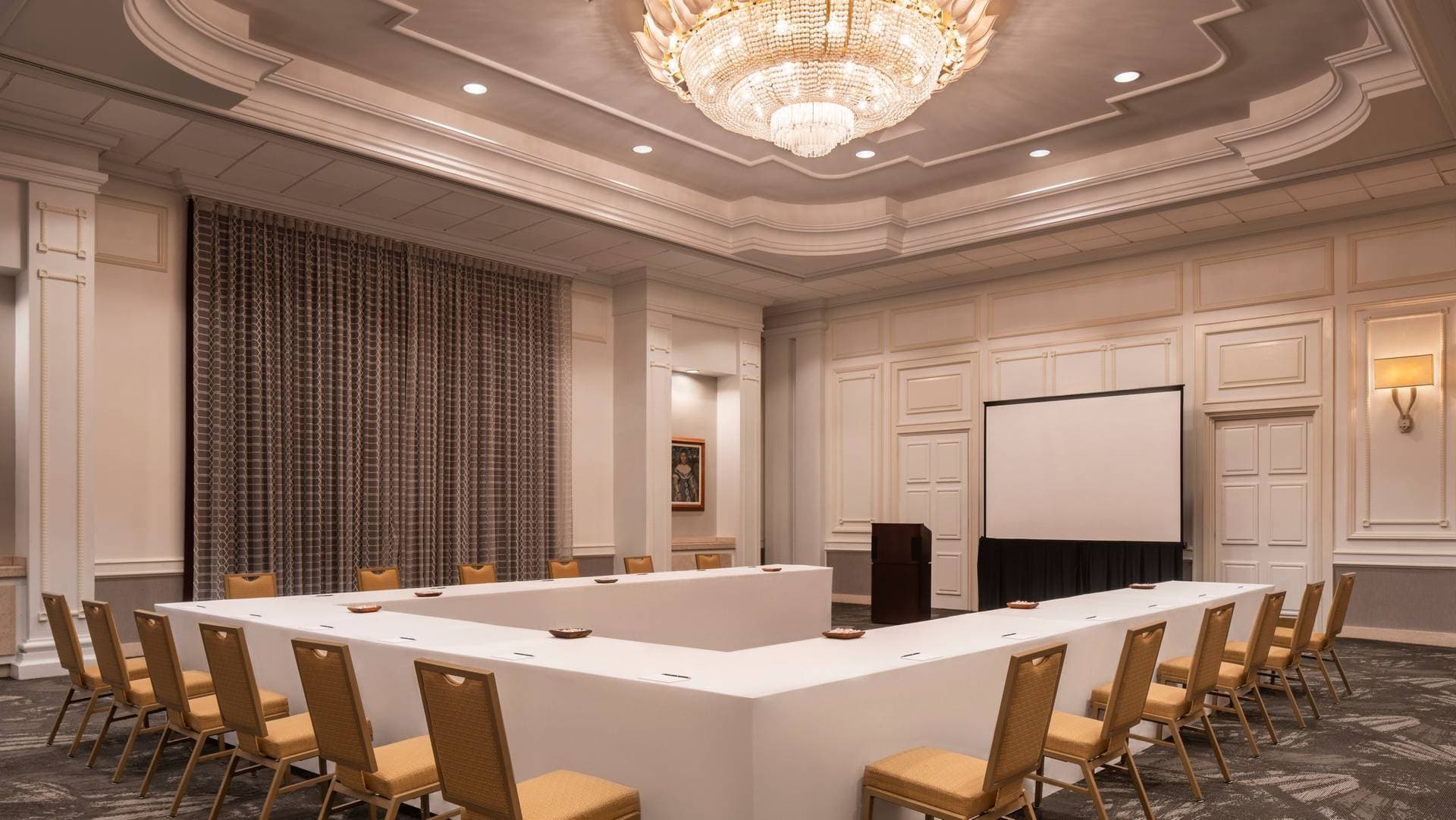 The Royal Hawaiian, a Luxury Collection Resort, Waikiki 18
