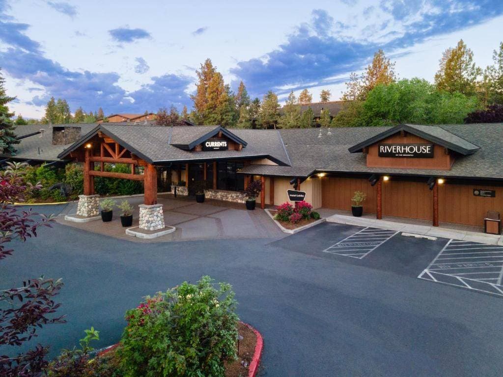 Riverhouse Lodge and Events Center 2