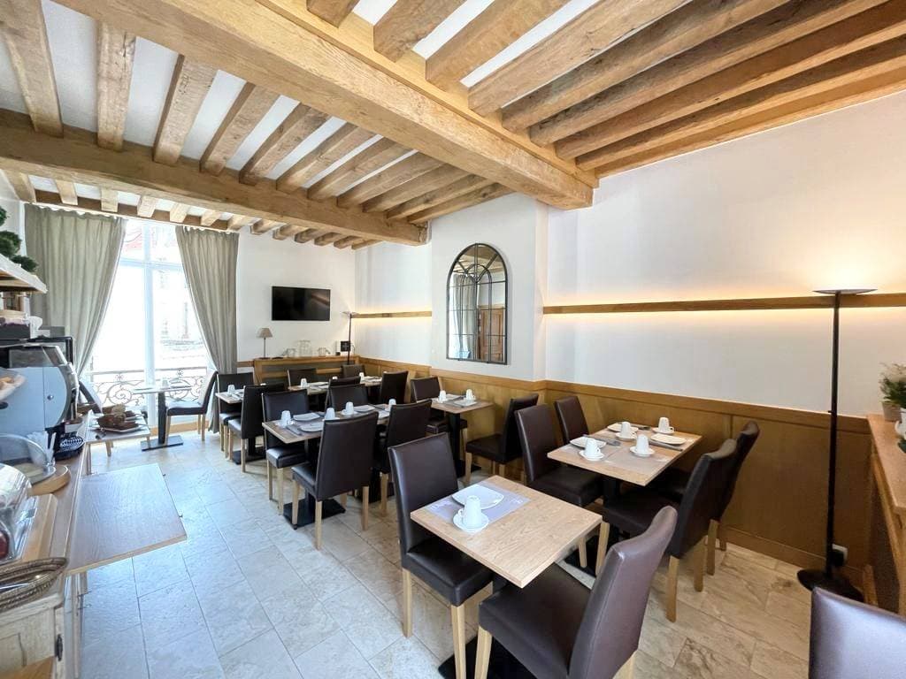 Hôtel Saint-Laurent, The Originals Relais 21