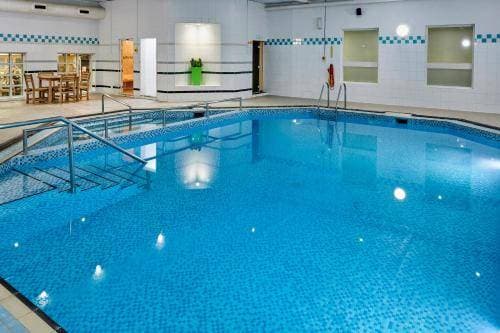 Holiday Inn Leeds Garforth by IHG 11
