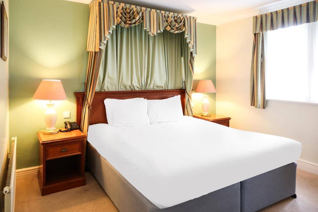 Tong Park Hotel 16
