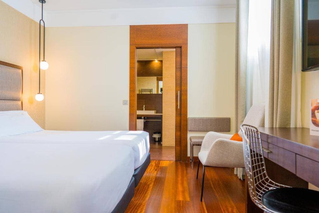 Hotel Compostela 9