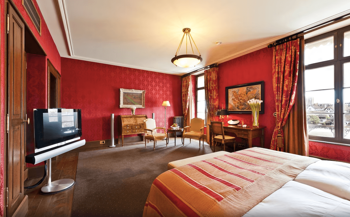 L'Hotel Les Trois Rois 14
