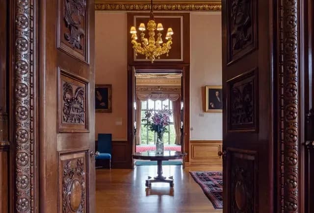Ante Room