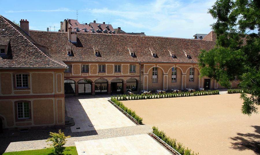 Hôtel Les Haras 1