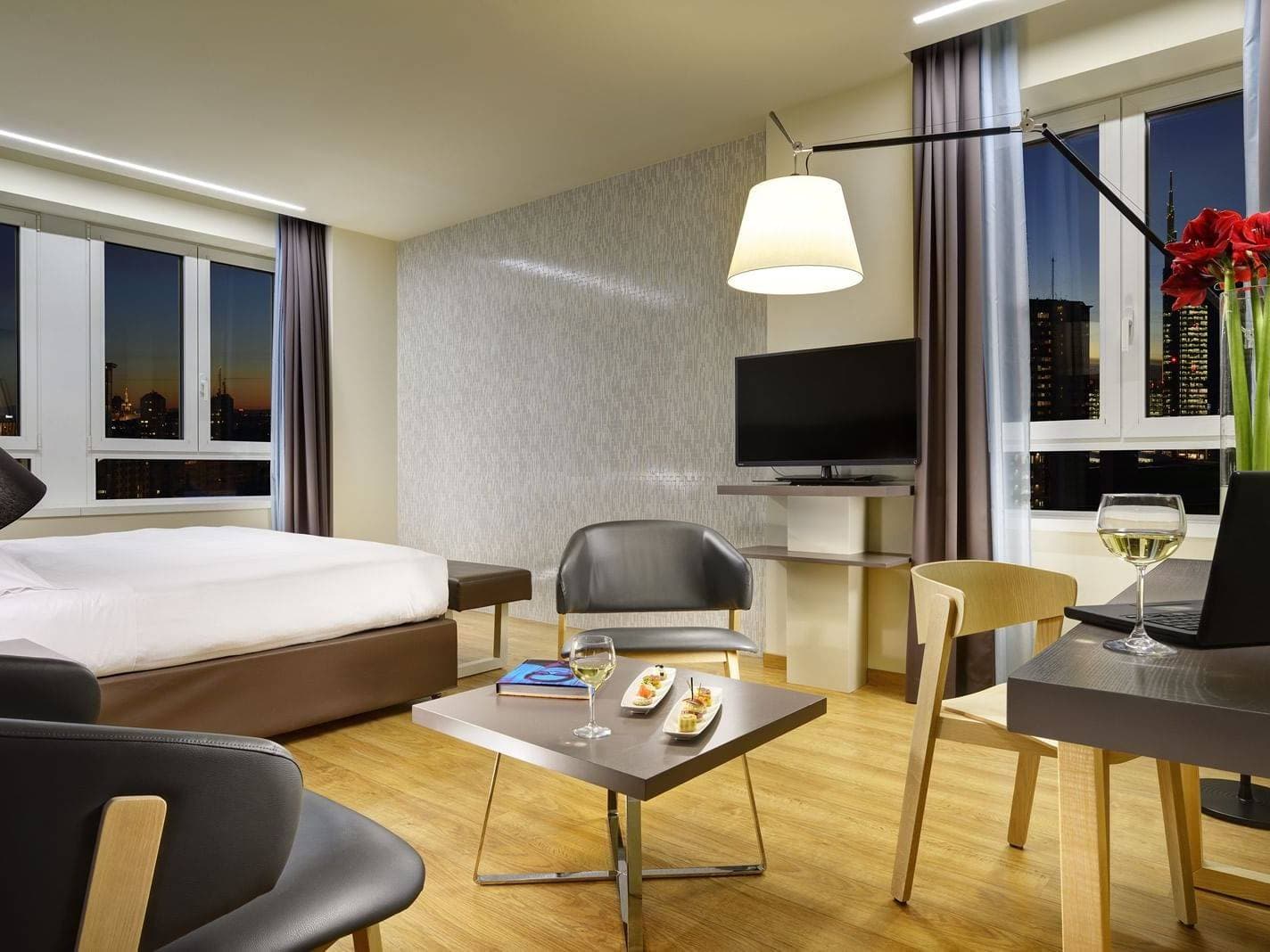 UNA Hotels Century Milano 8