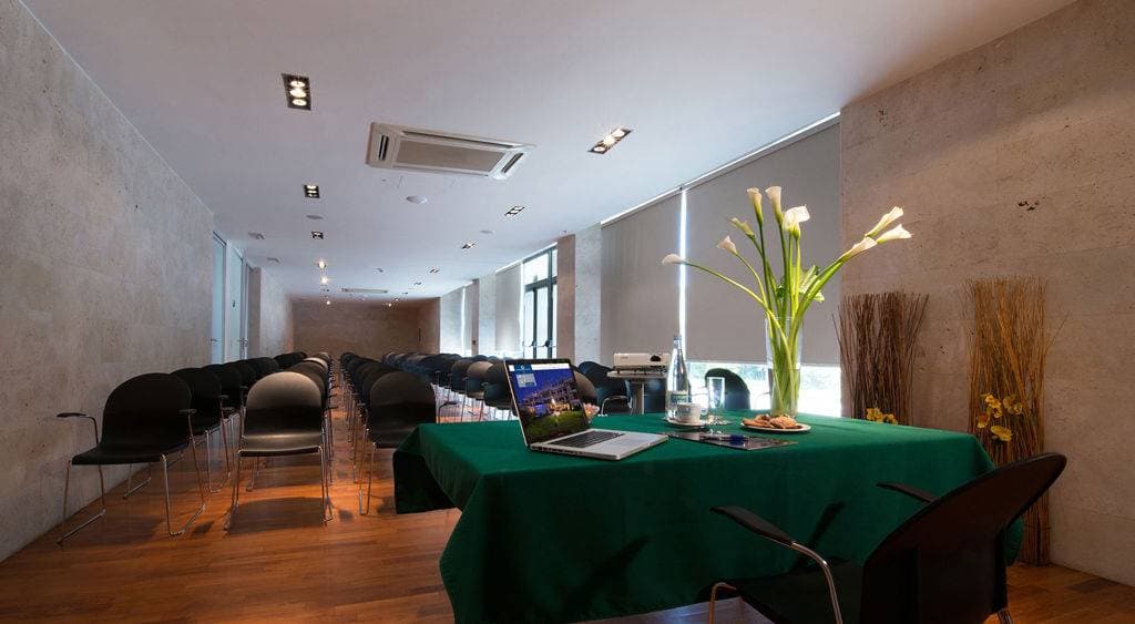 Garden Hotel Latina 18
