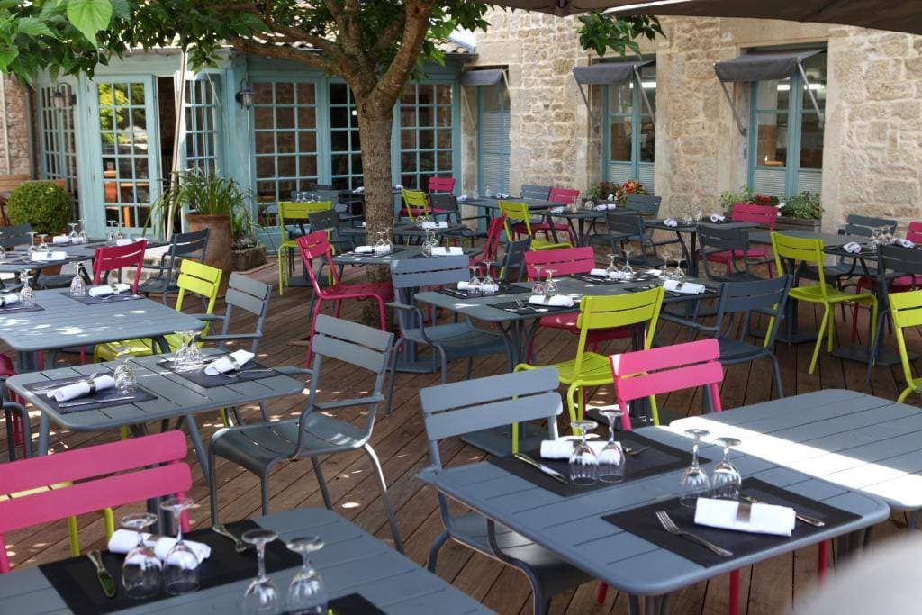Le Logis de l'Hostellerie de l'Abbaye 2