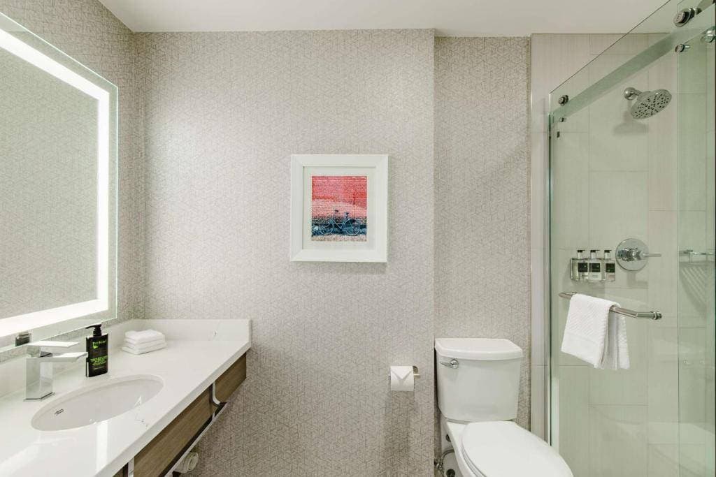 Coast Seattle Downtown Hotel by APA 17