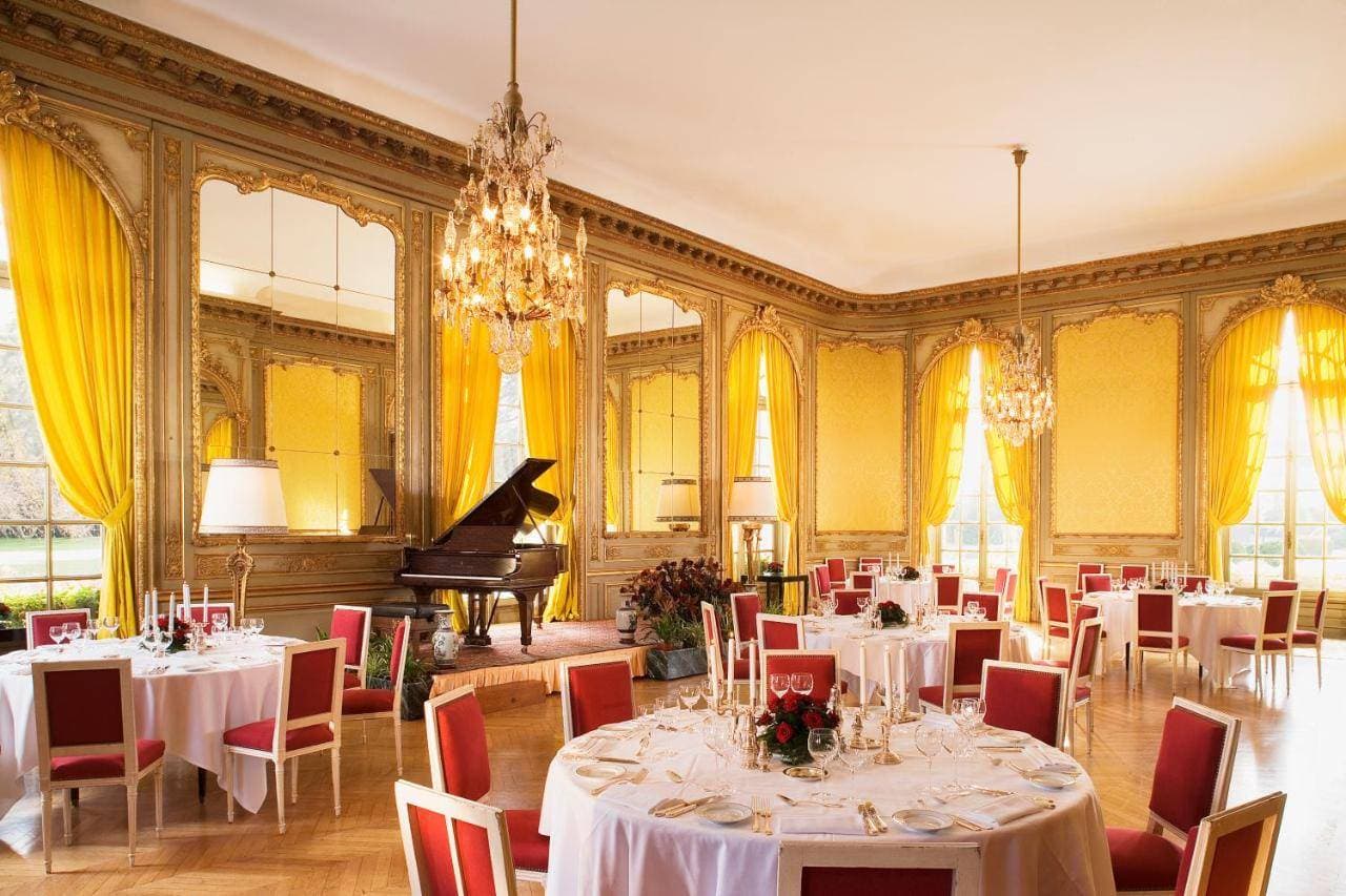 Le Château d'Artigny 12
