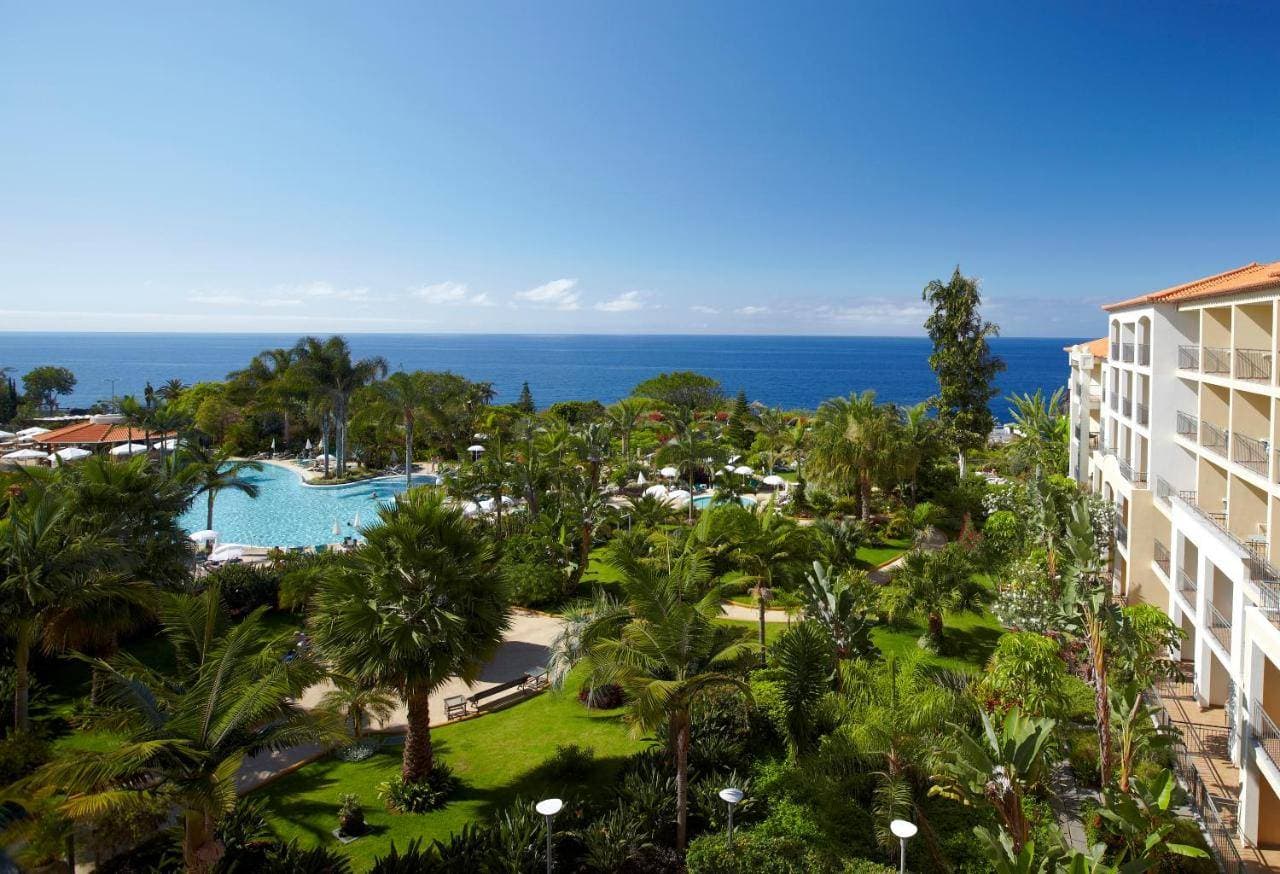 Suite Hotel Eden Mar 9
