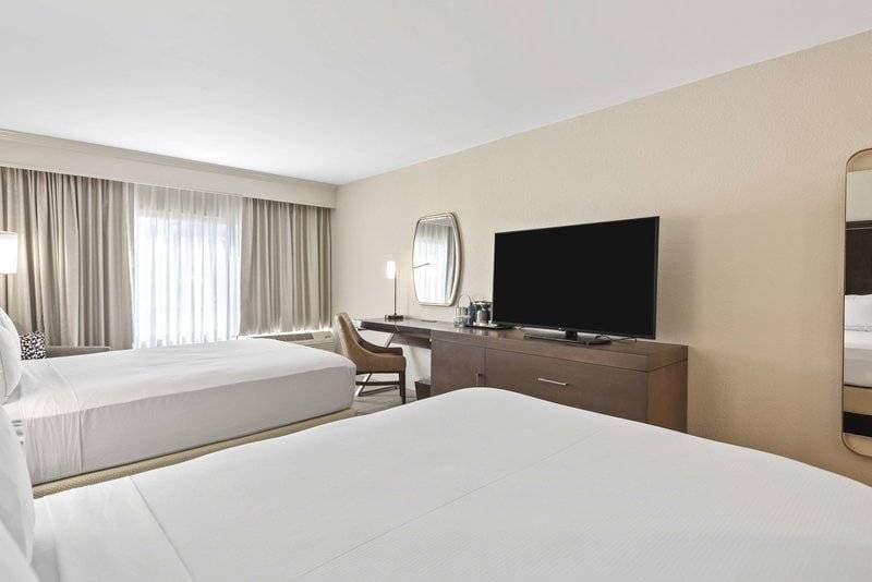 Doubletree Columbus 21
