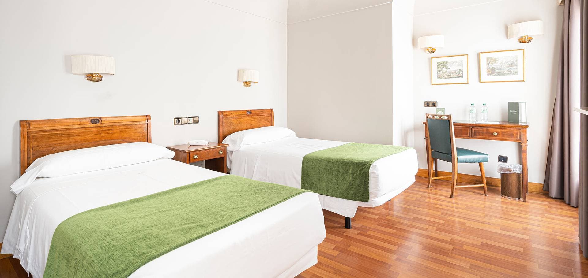 Hotel Hernán Cortés 9
