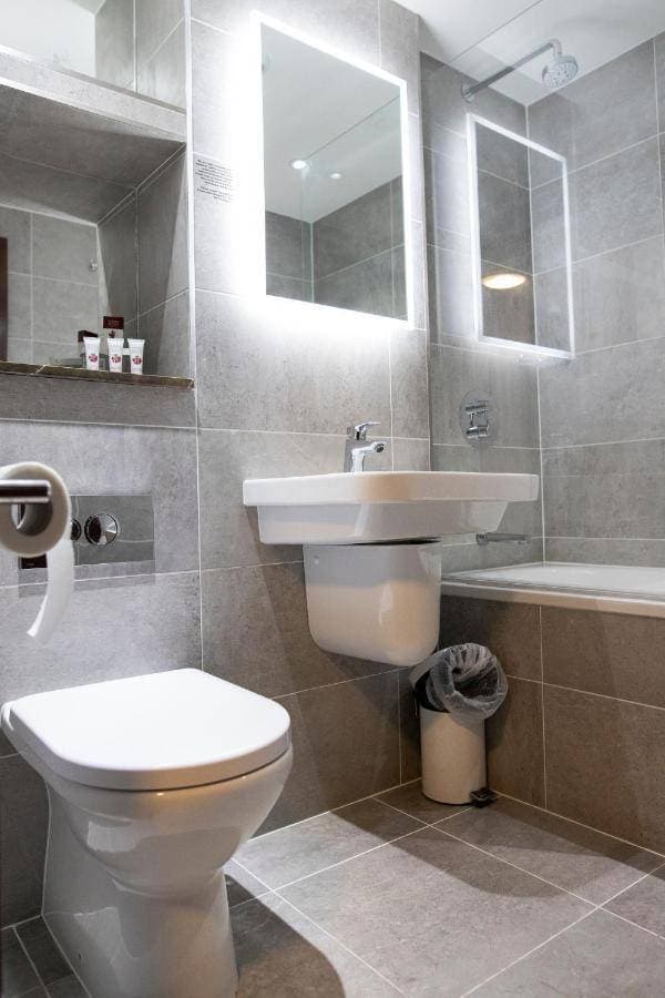 Ramada Birmingham/Sutton Coldfield Hotel 7