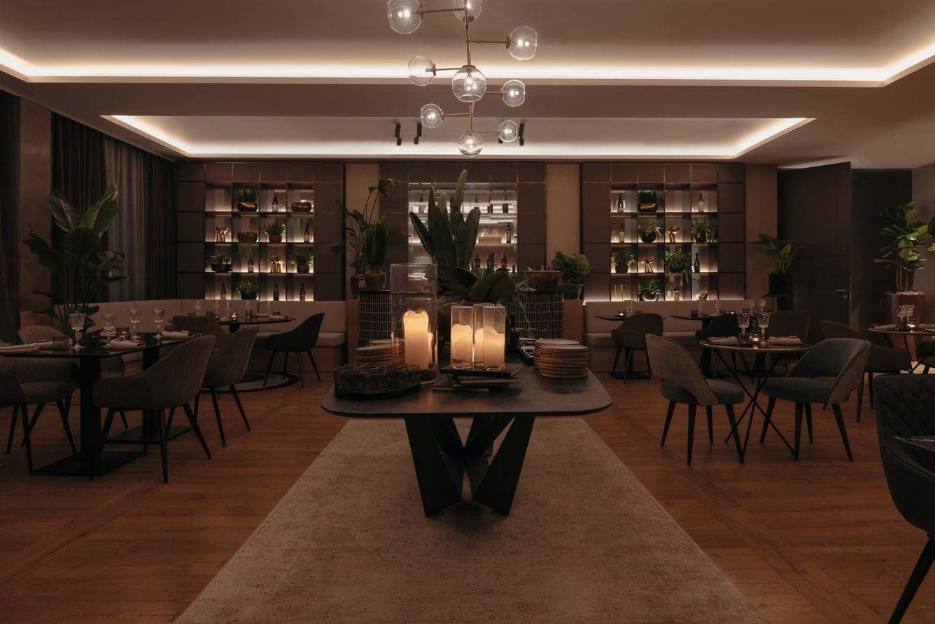 Hotel Arts  11