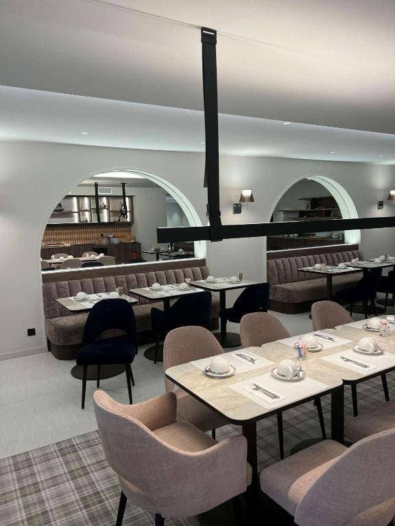 Hotel Aux Remparts 6