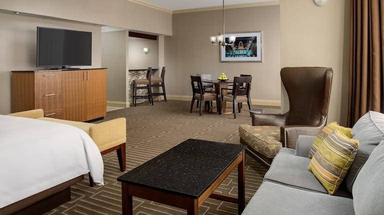 Hilton Charlotte University Place 33