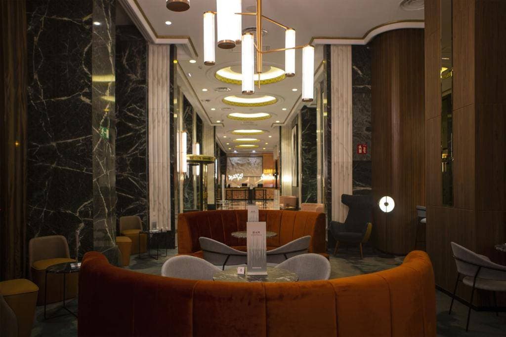 Hotel Riu Plaza España 10