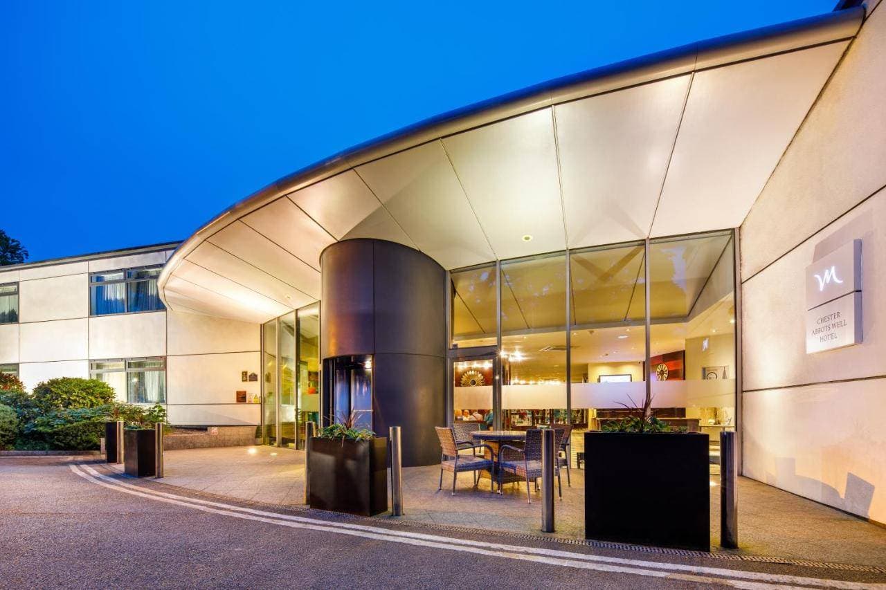 Mercure Chester Abbots Well Hotel 1