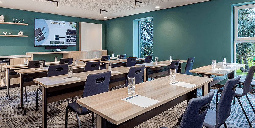Courtyard By Marriott Central Airport Paris CDG 18