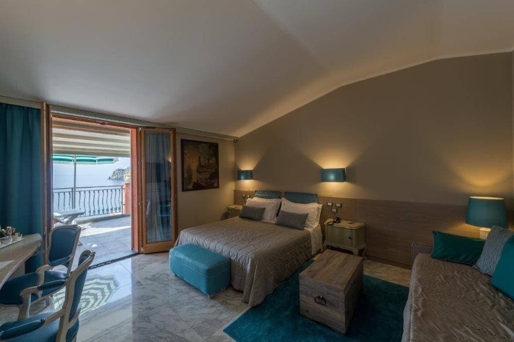Hotel Porto Roca 21