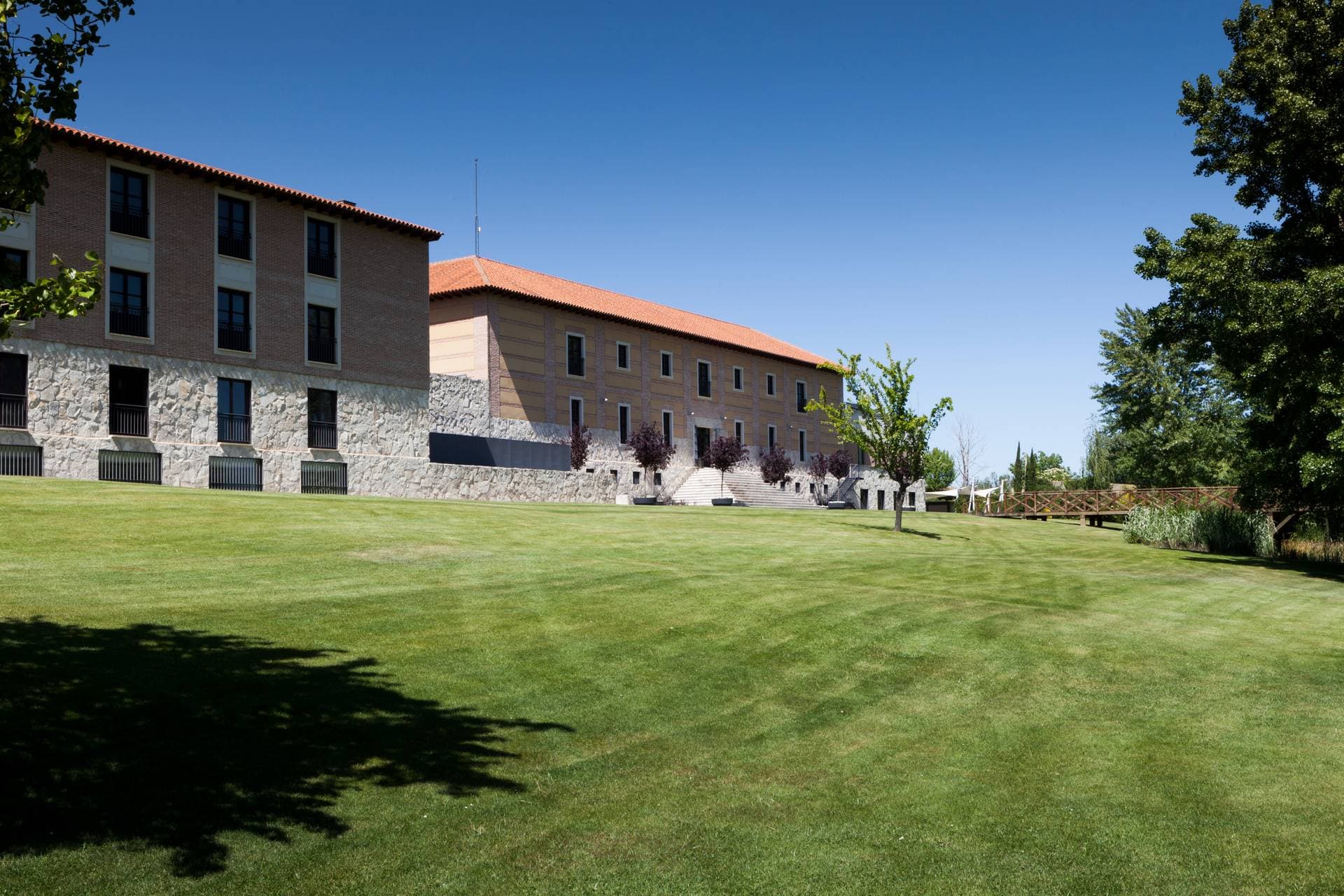 AC Hotel Palacio de Santa Ana