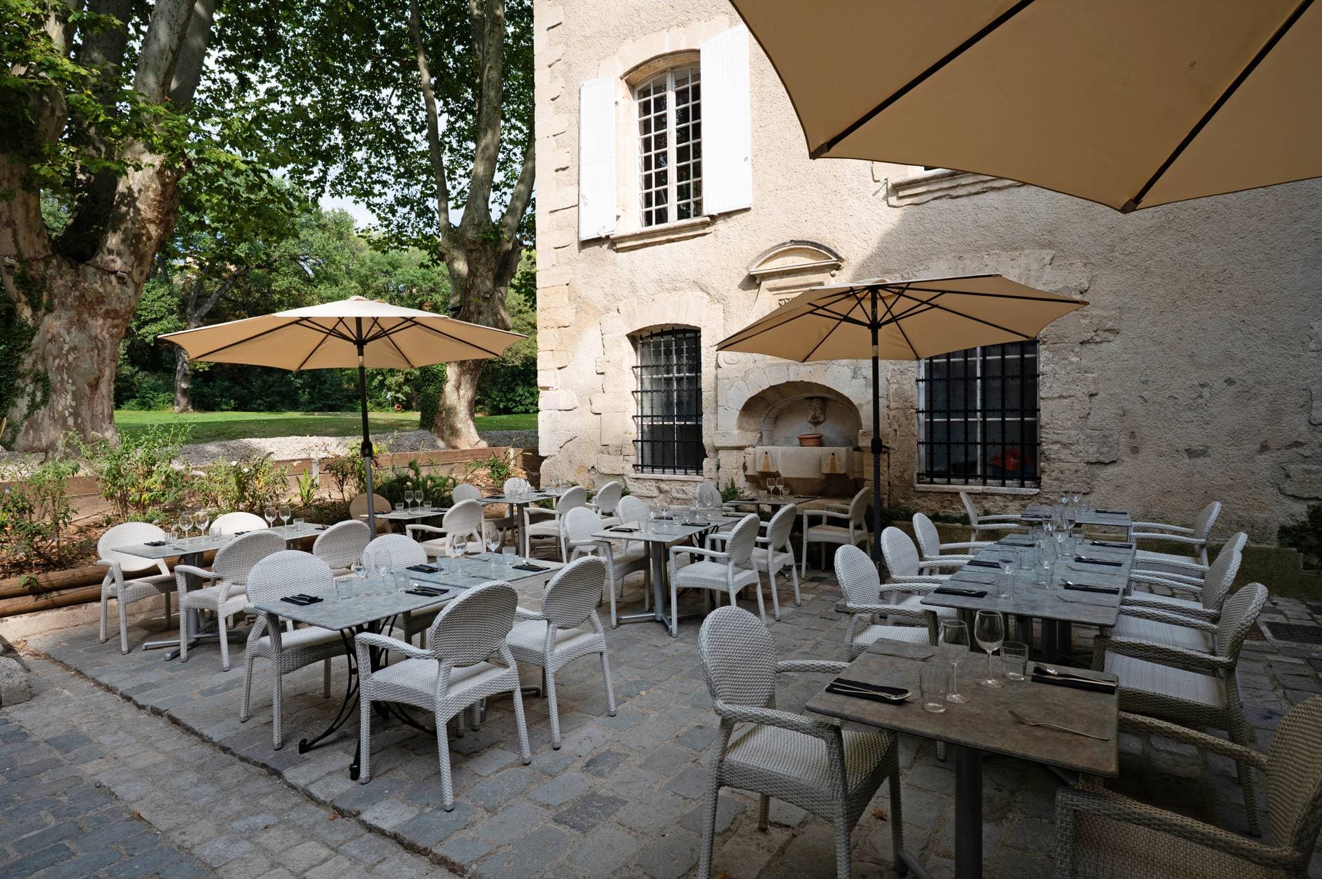 Moulin de Vernègues Hôtel & Spa **** 32