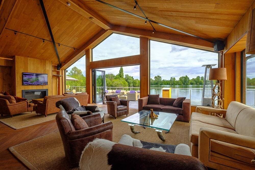 Amber Lakes 16