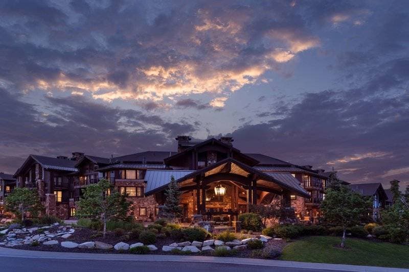 Waldorf Astoria Park City 8