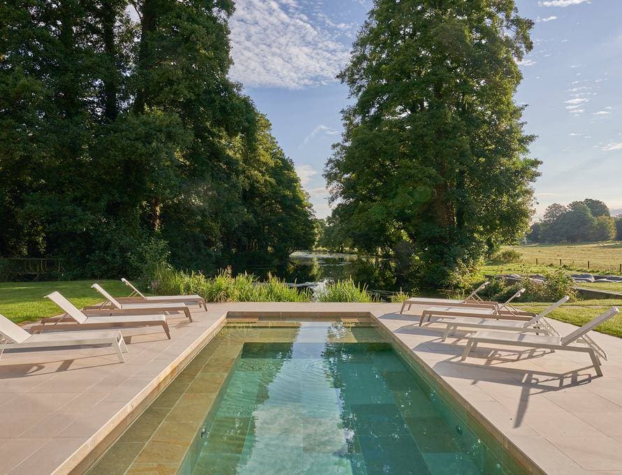 The Waterside Retreat 3
