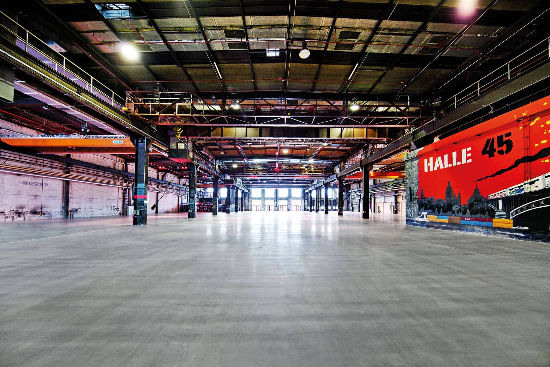 HALLE 45 8