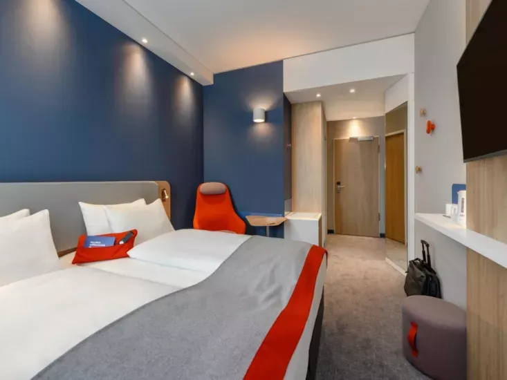 Holiday Inn Express Regensburg 9