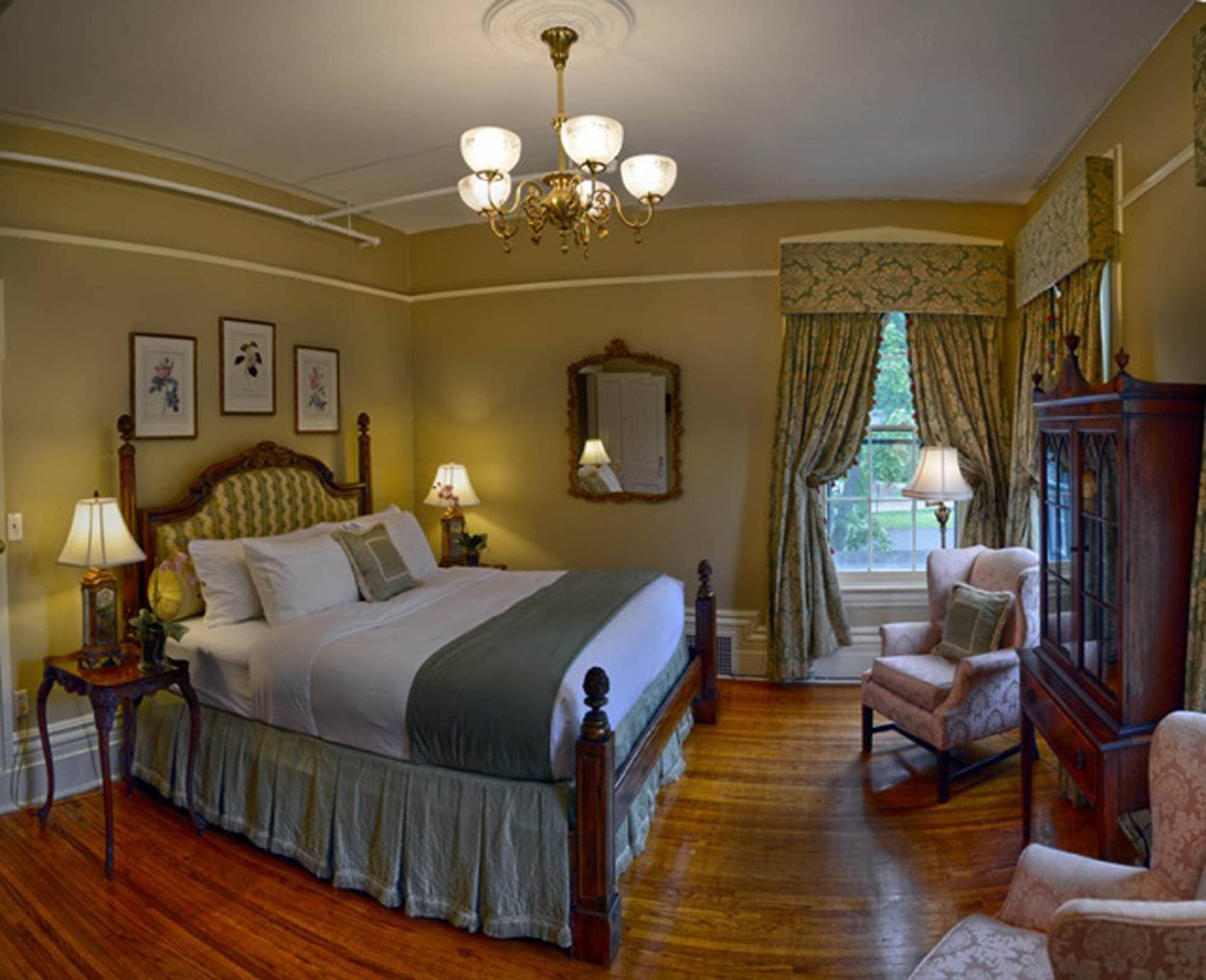 Maxwell Mansion 9