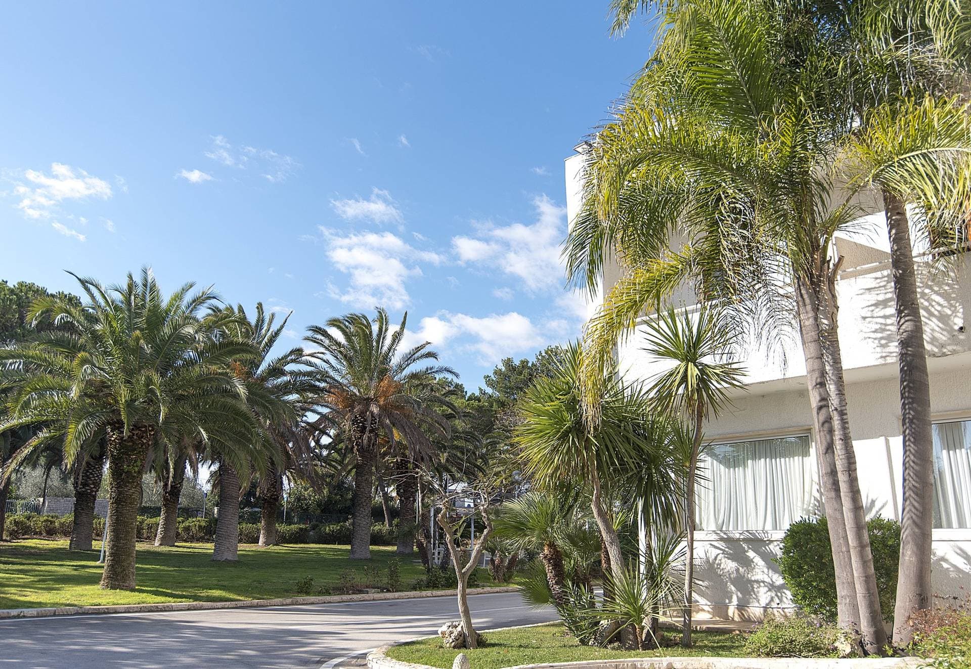 Grand Hotel Riva Del Sole 1
