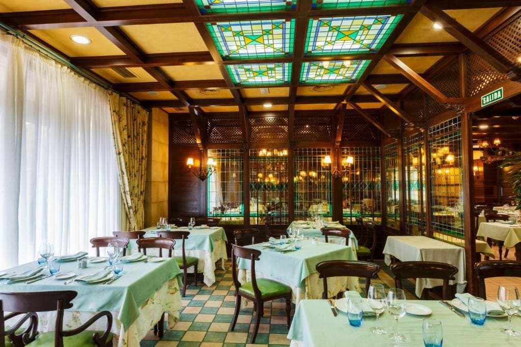Hotel Azofra 6