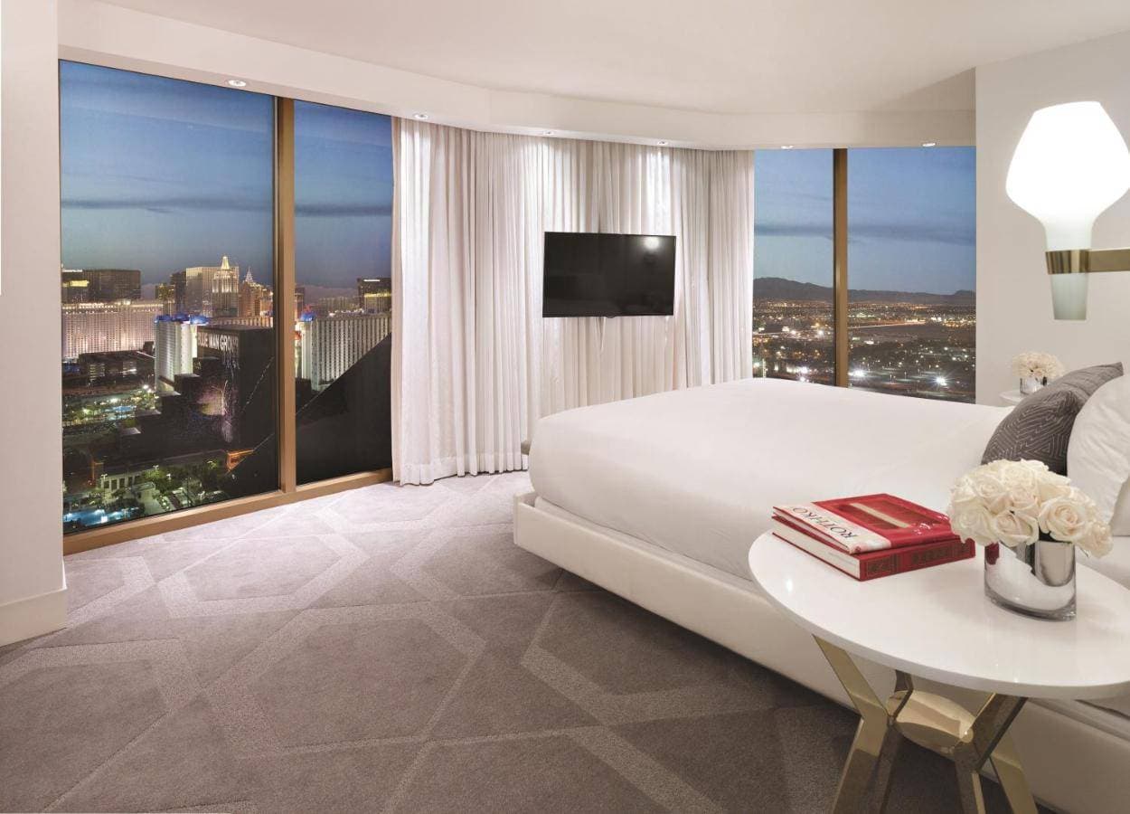 W Las Vegas 24