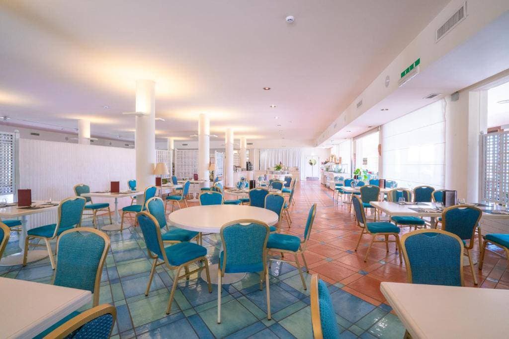 Hotel Santa Gilla 4