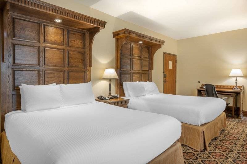 Best Western Premier Mariemont Inn 21