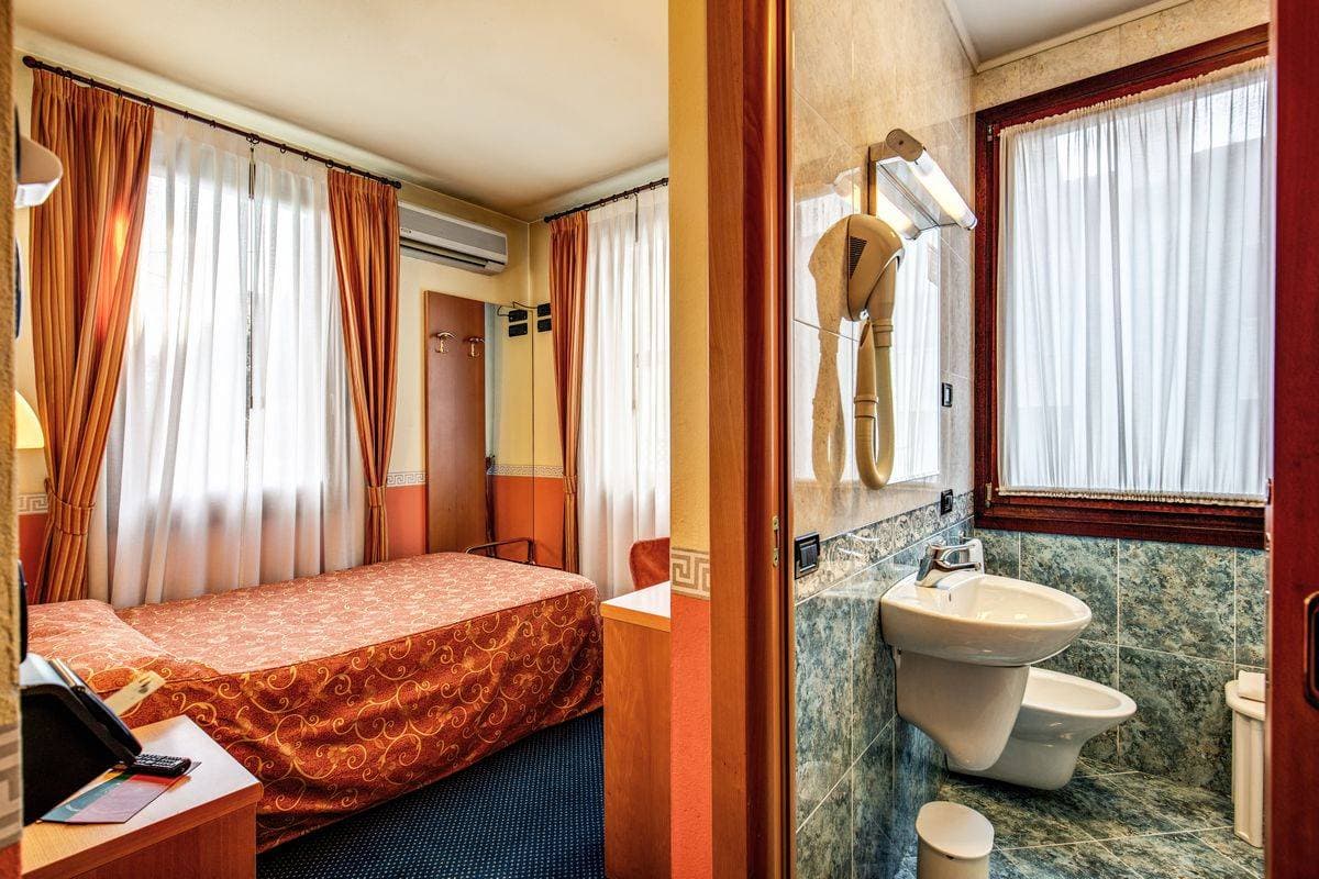 Albergo Residence Roma 10
