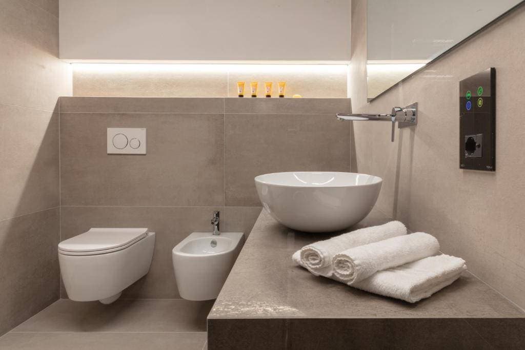 Nodo Hotel 16