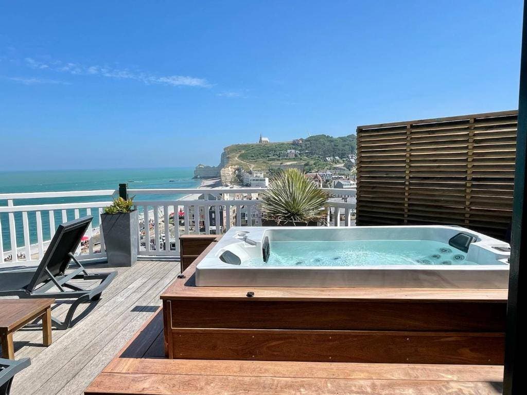 Le Dormy House 8