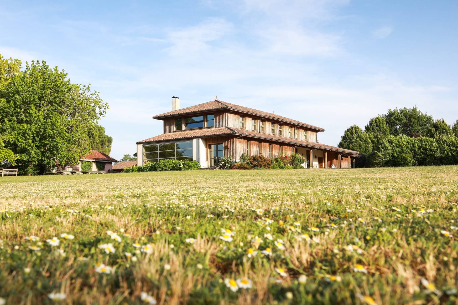 Les Maisons des Soeurs 1