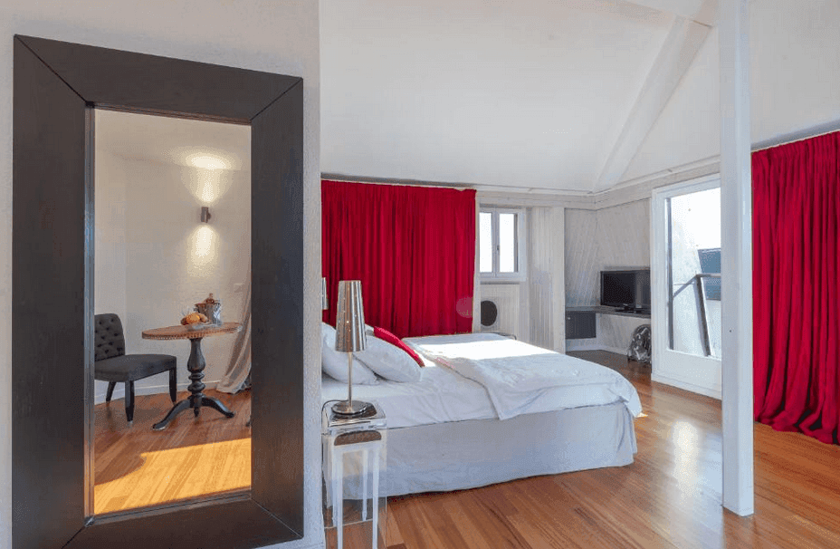 Tralala Hotel 22
