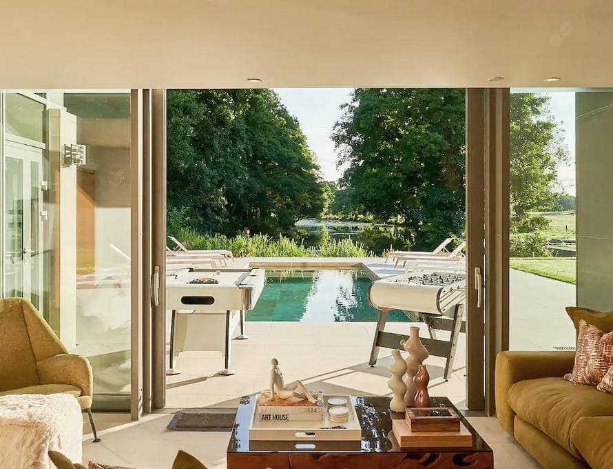 The Waterside Retreat 4