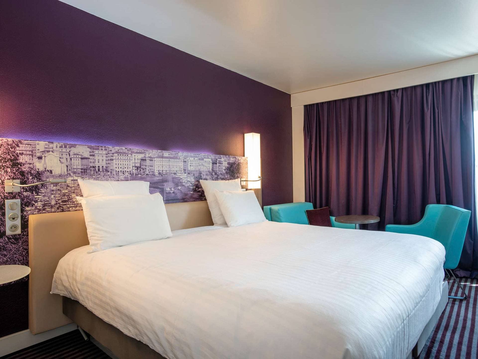 Hôtel Mercure Marseille Centre Vieux Port 11